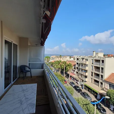 Beautiful Family In Appartement